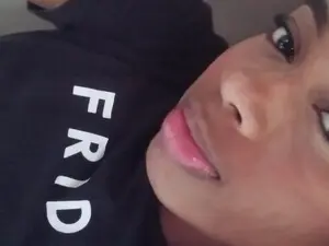 Myfreecams Sex Chat of Renatawalker