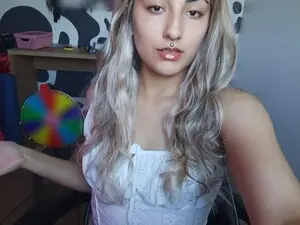 Myfreecams Adult Webcams of Hi_elora