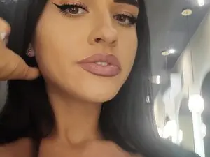 Myfreecams Live Porn of ShineEmma_