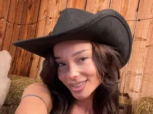 Myfreecams Nude Webcam of SweetRossie