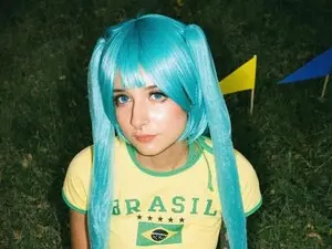 Myfreecams Adult Webcams of Snner_velvet