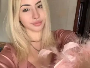 Myfreecams Watch Live Sex Cams of Bella_crazyy