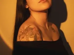 Myfreecams Nude Webcam of AilynRed