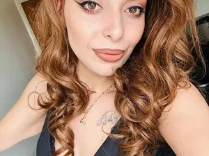 Myfreecams Watch Live Sex Cams of AriaPlay