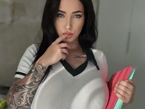 Myfreecams Private Sex Chat of Lia_DecadeMFC