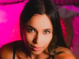 Myfreecams Watch Live Sex Cams of lizza_robert