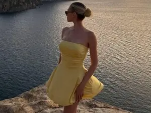 Myfreecams Watch Live Sex Cams of alexis_xxxxx