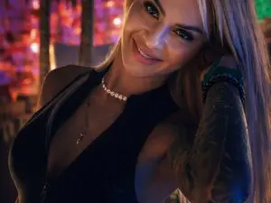 Myfreecams Sex Cam of TiffanyMaze