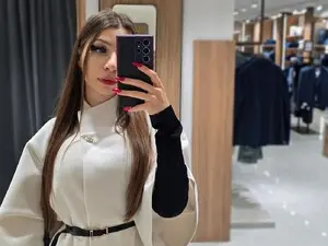 Myfreecams Private Sex Chat of Ellamilano9