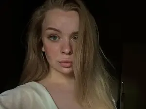 Myfreecams Private Sex Chat of Evelinahot22