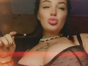 Myfreecams Free Porn Cam of LessaHost