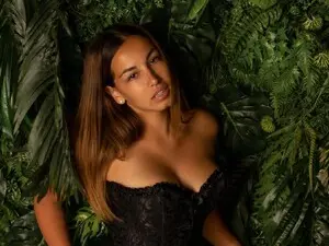 Myfreecams Live Sex Cam of YourFlowersA