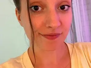 Myfreecams Nude Webcam of SkinnyAnna