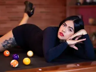 Streamate Sex Cam of CHARLOTTEROGUE