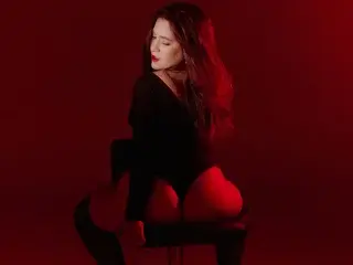 Streamate Live Sex of EmaBaaker