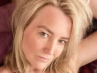 Streamate Watch Live Sex Cams of MsGee