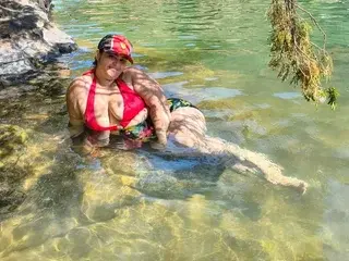 Streamate Live Sex Cam of isabellajrogers