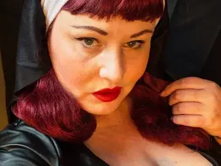 Streamate Live Sex of TheDevineMissDeviant