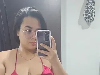 Streamate Live Sex Cam of LunaNova21