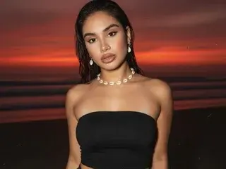 Streamate Live Porn of AntoniaPeige
