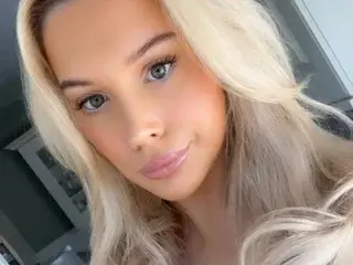 Streamate Adult Webcam of AuroraDollxo