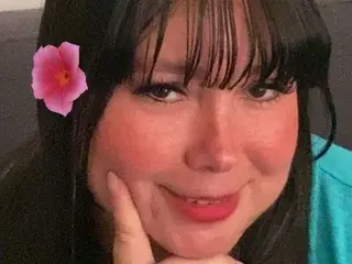 Streamate Adult Video Chat of CuttieEsmeralda