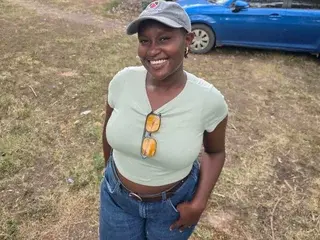 Streamate Watch Live Sex Cams of Sexy_Sunshine70