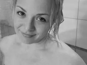 Streamate Live Sex of LinsyKim