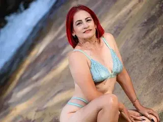 Streamate Live Sex of KariinaTaylor21