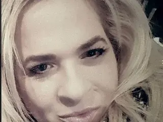 Streamate Live Sex Cam of BustyDDBrooke