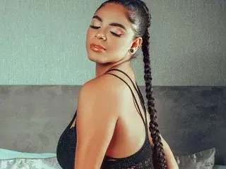Streamate Nude Webcam of SERENNAWALACE