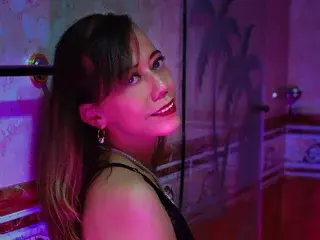 Streamate Watch Live Sex Cams of NICOLLEWAYY