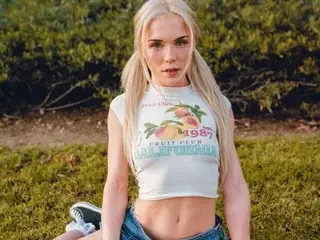 Streamate Adult Webcams of DaiseyDesire
