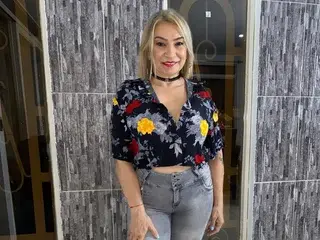 Streamate Nude Webcam of KristalCyrus