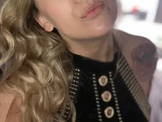 Streamate Best Webcam of MrsHotWife69