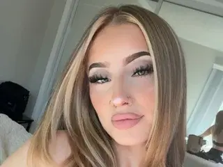 Streamate Private Sex Chat of Kittykat044