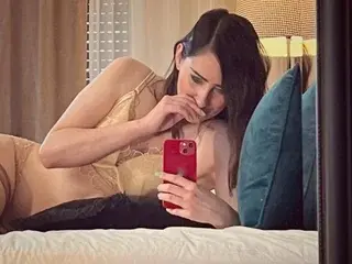 Streamate Watch Live Sex Cams of KimDavisLive