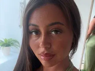 Streamate Watch Live Sex Cams of MsCeCeXx