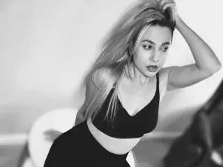 Streamate Adult Webcams of AvaBlueX