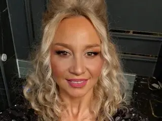 Streamate Adult Video Chat of MerlynXX