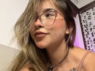 Streamate Adult Webcam of AuraRosse