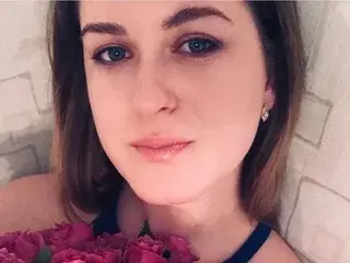 Streamate Live Sex Cam of Luna_ria