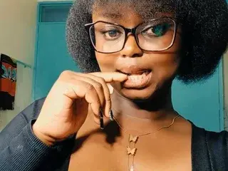 Streamate Free Live Porn of PrettyDoll22