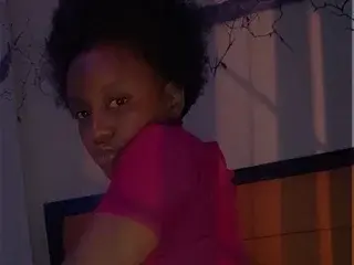 Streamate Live Sex of Amiraluciennex
