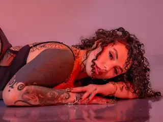 Streamate Nude Webcam of Alana_Ricci