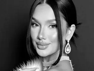 Streamate Adult Webcam of Lotie_Cox