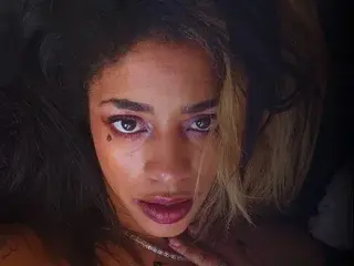 Streamate Live Porn of TutulaTomTom