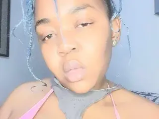Streamate Live Sex Cam of CANDYSHAKKERX