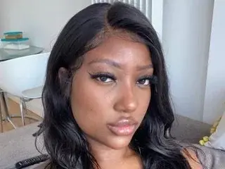 Streamate Live Porn of NyaraBuenoBabestationx