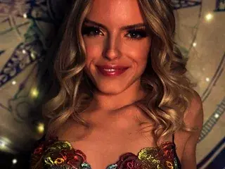 Streamate Live Sex Cam of HurricaneDaisySkye